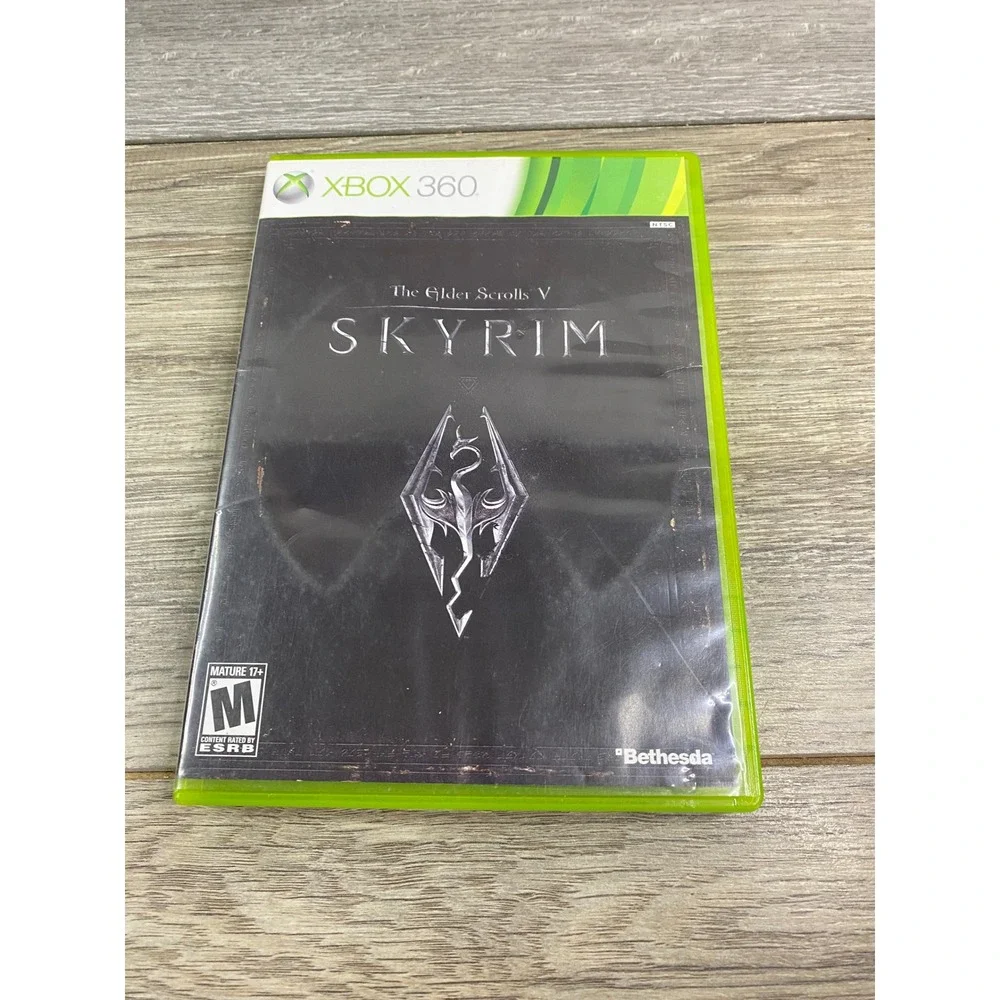The Elder Scrolls V Skyrim Xbox 360 Bethesda RPG Game with Map and Manual